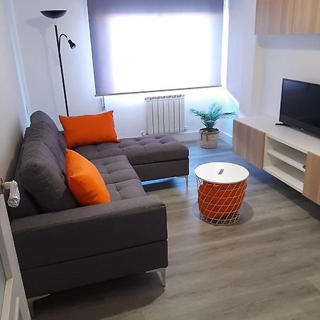 Versalles1 Apartment Aviles Bagian luar foto