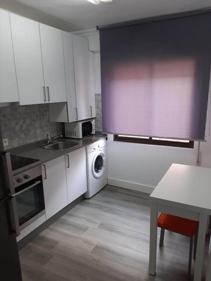 Versalles1 Apartment Aviles Bagian luar foto